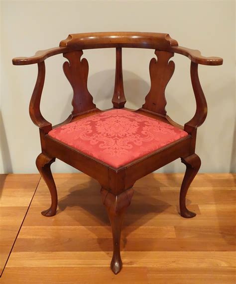 old wooden chair styles pictures.